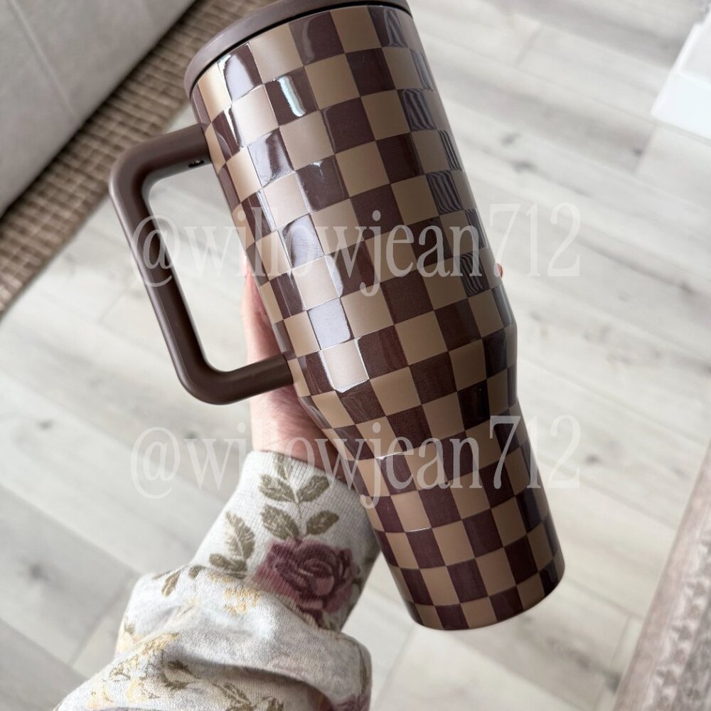 “Autumn Checkers" Seasonal HydroJug 32oz Traveler Tumbler - Picture 6 of 8